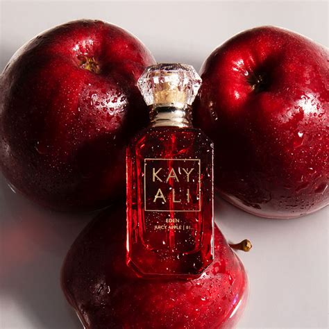 kayali juicy apple perfume dupe|kay ali juicy apple.